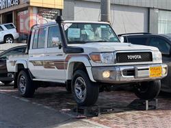 Toyota Land Cruiser 70 Pickup